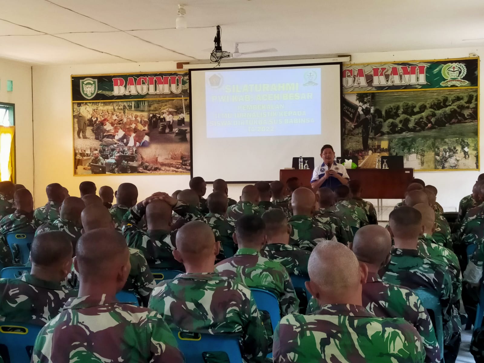PWI Aceh Besar Bekali Ilmu Jurnalistik Bagi Ratusan Calon Babinsa Kodam IM 1 IMG 20220823 WA0000