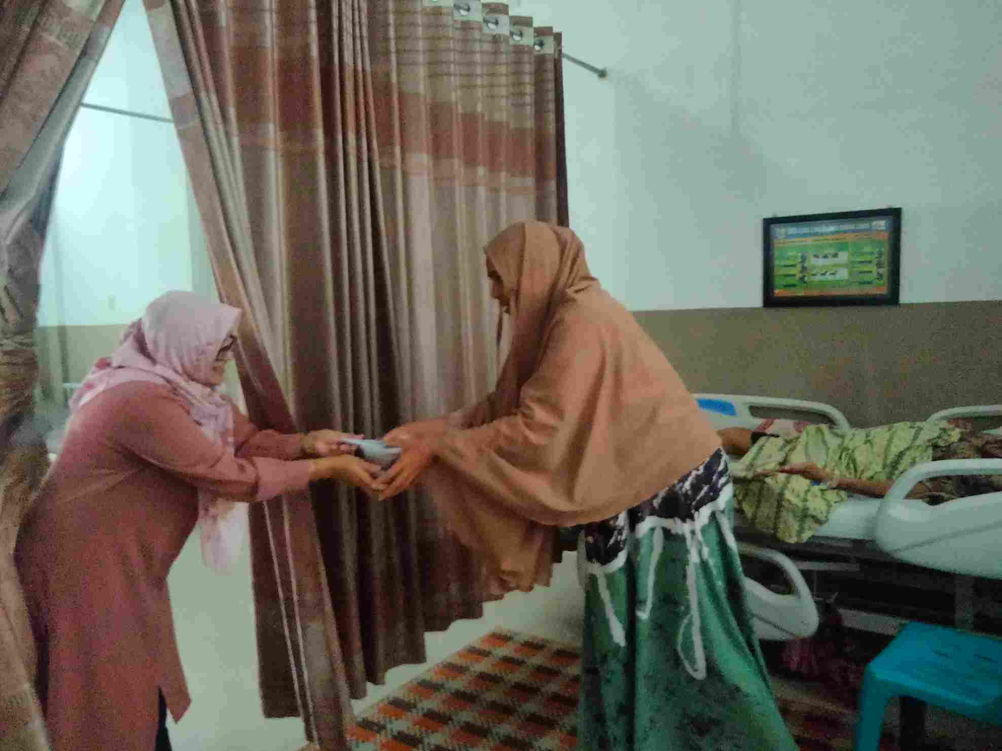 Alumni Lintas Leting SMP 3 Banda Aceh Berbagi Bersama Pasien RS Meuraxa 1 IMG20220808151035 11zon