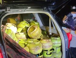 Bawa Puluhan Tabung Gas Elpiji Bersubsidi Secar Ilegal, Satu Unit Avanza Berhasil Diamankan Kasatreskrim
