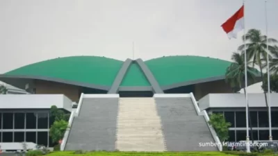 38 RUU Prolegnas 2023 Disahkan