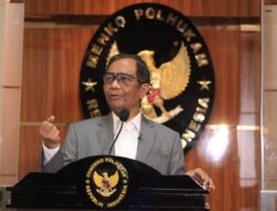 AHY Ungkap 2 Intervensi Cawagub Pendamping Gubernur Papua, Mahfud MD : Kasus Hukum Lukas Enembe Tak Ada Hubungan dengan Politik