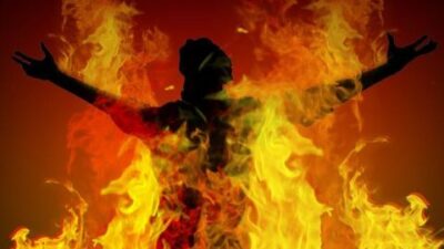 kronologis remaja dibakar hidup-hidup