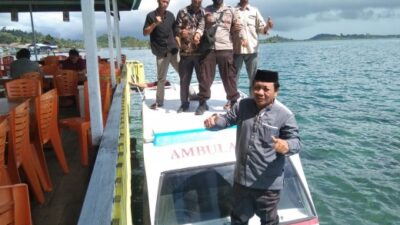 Pesijuk Ambulans Laut Desa Pulau Siumat