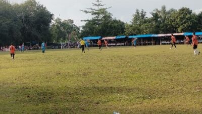RADO FC Unggul 1-0 Dalam Pertandingan Pertama Turnamen HUT Pemuda UTD ke-18 3 turnamen sepak bola