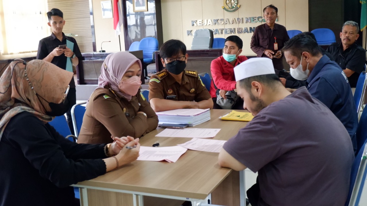Kejari Kabupaten Bandung Segera Limpahkan Perkara Pembunuhan Eks TNI 1 IMG 20221013 WA0078