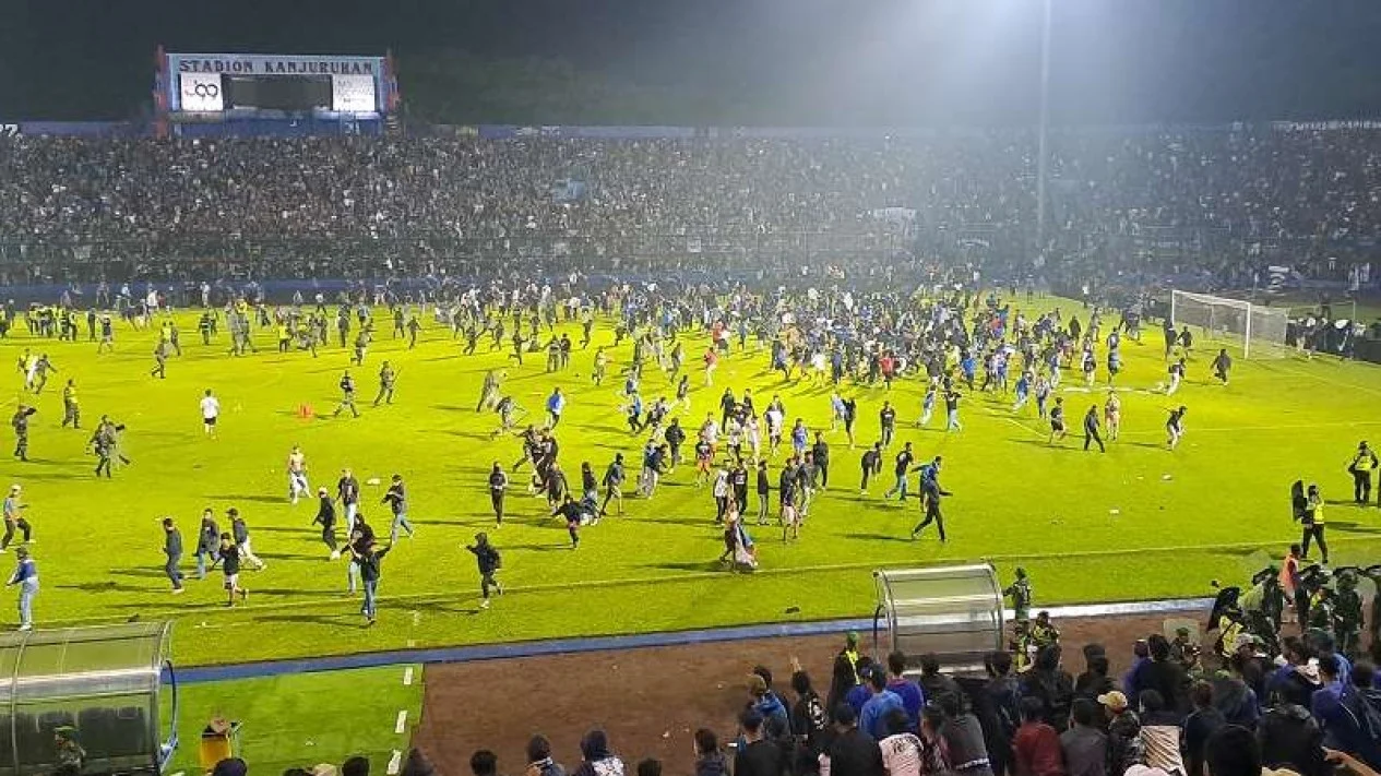 Sudah 129 Orang Tewas Dalam Kerusuhan Stadion Kanjuruhan 1 Peristiwa Stadion Kanjuruhan Malang