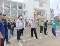 Asisten III, Syafrinudin Buka Turnamen Volley Ball HUT PGRI dan HGN Simeulue Timur