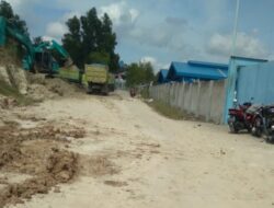 KACAU…!Galian Tanah Merah di Bekalang PT Seijin Diduga Tak Berizin Tetap Beroperasi