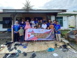 Pengcab Muaythai Aceh Barat Bagikan Paket Sembako Kepada Anak Yatim