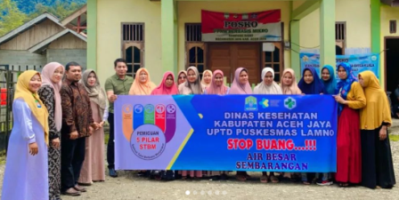 Stop BAB Sembarangan!!!, Kadinkes Aceh Jaya: Tak Hanya Berdampak Buruk Pada Pelaku, Tetapi Juga Orang Lain Yang Tinggal di Lingkungan Sekitar 2 stop bab sembarangan 1