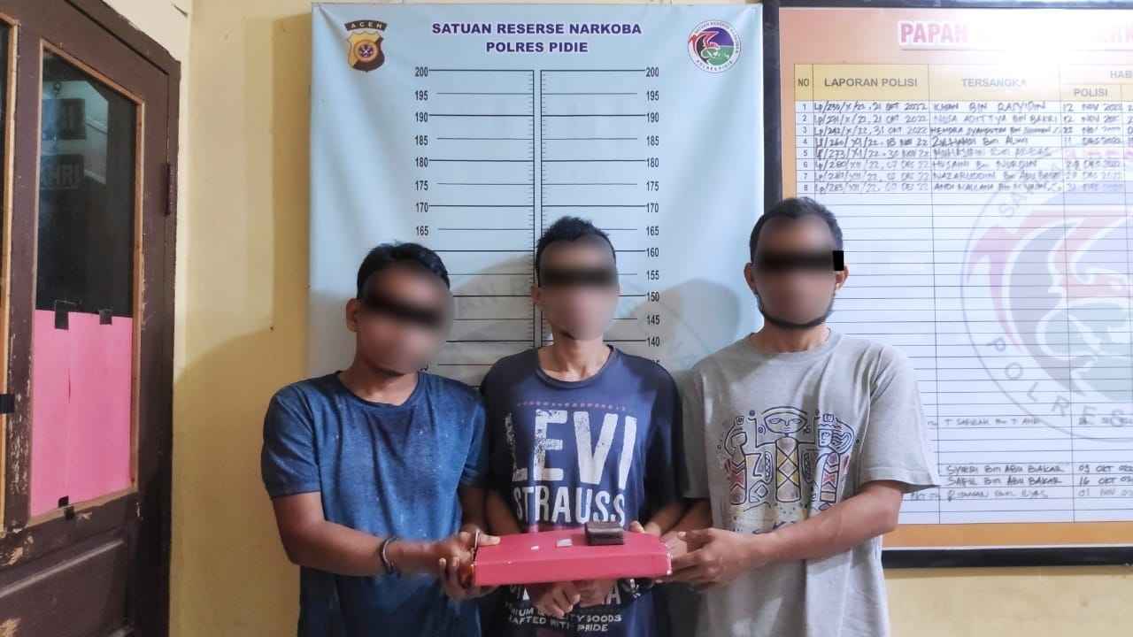Tiga Pria di Pidie Ditangkap Polisi, Ini Penyebabnya 1 IMG 20221225 WA0027 11zon