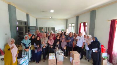 Mengawali Tahun 2023, Sunardi Hombing Salurkan Peralatan Rumah Tangga Kepada Warga Simeulue 2 IMG 20230104 WA0009