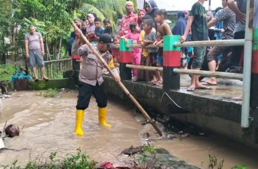 Akibat Hujan Deras, Polres Pijay Pantau Sejumlah Lokasi Yang Mengalami Banjir 1 IMG 20230121