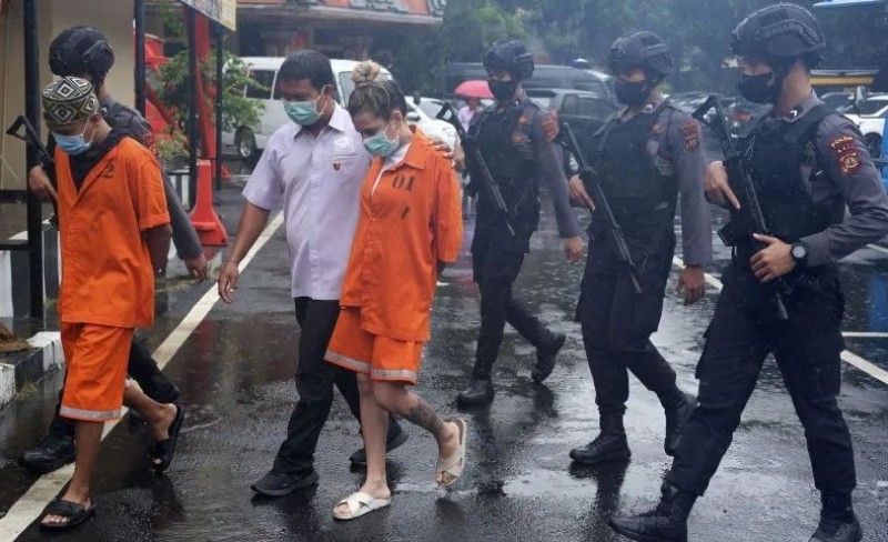 gadis berazil miliki kokain hariandaerah.com3 1