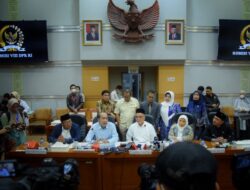 Dorong Pemerintah Turunkan Biaya Haji Tahun Ini, Komisi VIII: Utamakan Kepentingan Masyarakat