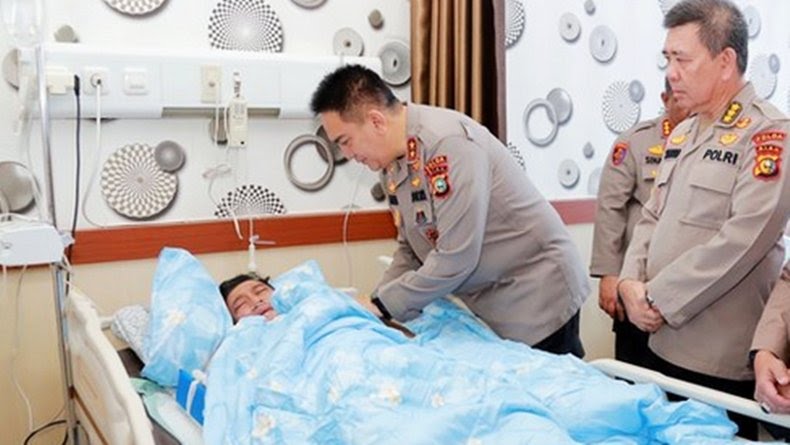 Kapolda Jambi dibesuk Kapolda Riau