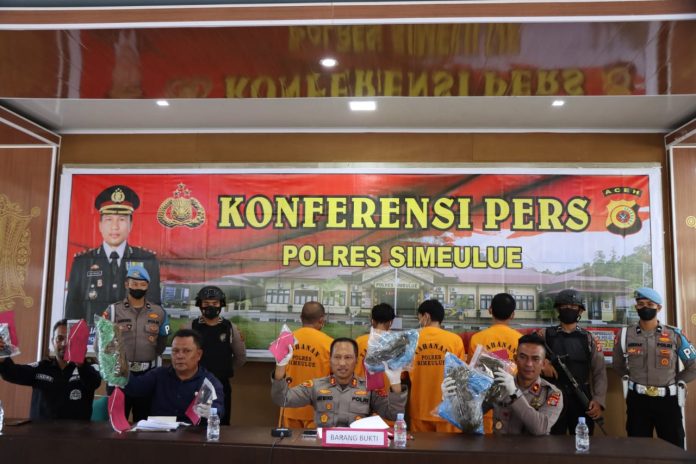 Polres Simeulue Gelar Konferensi Pers Kasus Narkoba dan Pencurian, Ini Ancaman Hukumannya 1 Simeulue