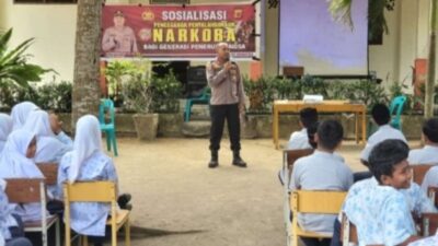 Polsek Gandapura Lakukan Sosialisasi Bahaya Narkoba dan Kenakalan Remaja 2 Sosialisasi
