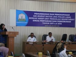 Untuk Tingkatkan Efesien dan Efektivitas Kerja, Distanbun Aceh Gelar Pemusnahan Arsip Sebanyak 455 Berkas