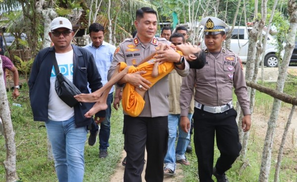 Serahkan Rumah Layak Huni untuk Murtala, Ini Kata Kapolres Aceh Utara 2 Kapolres