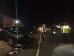 Mobil L300 Tabrak Truk Sayur di Pidie, 1 Orang Meninggal