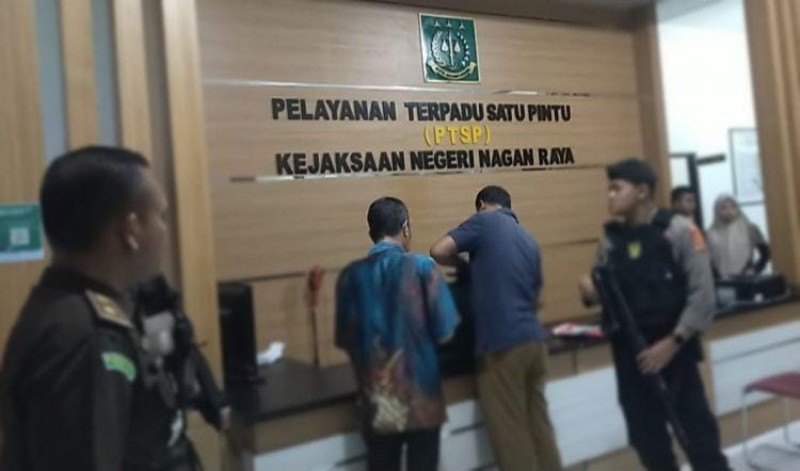 Diduga Korupsi Rp1.2 Miliyar, Keuchik Ini Ditahan Kejari 1 Keuchik