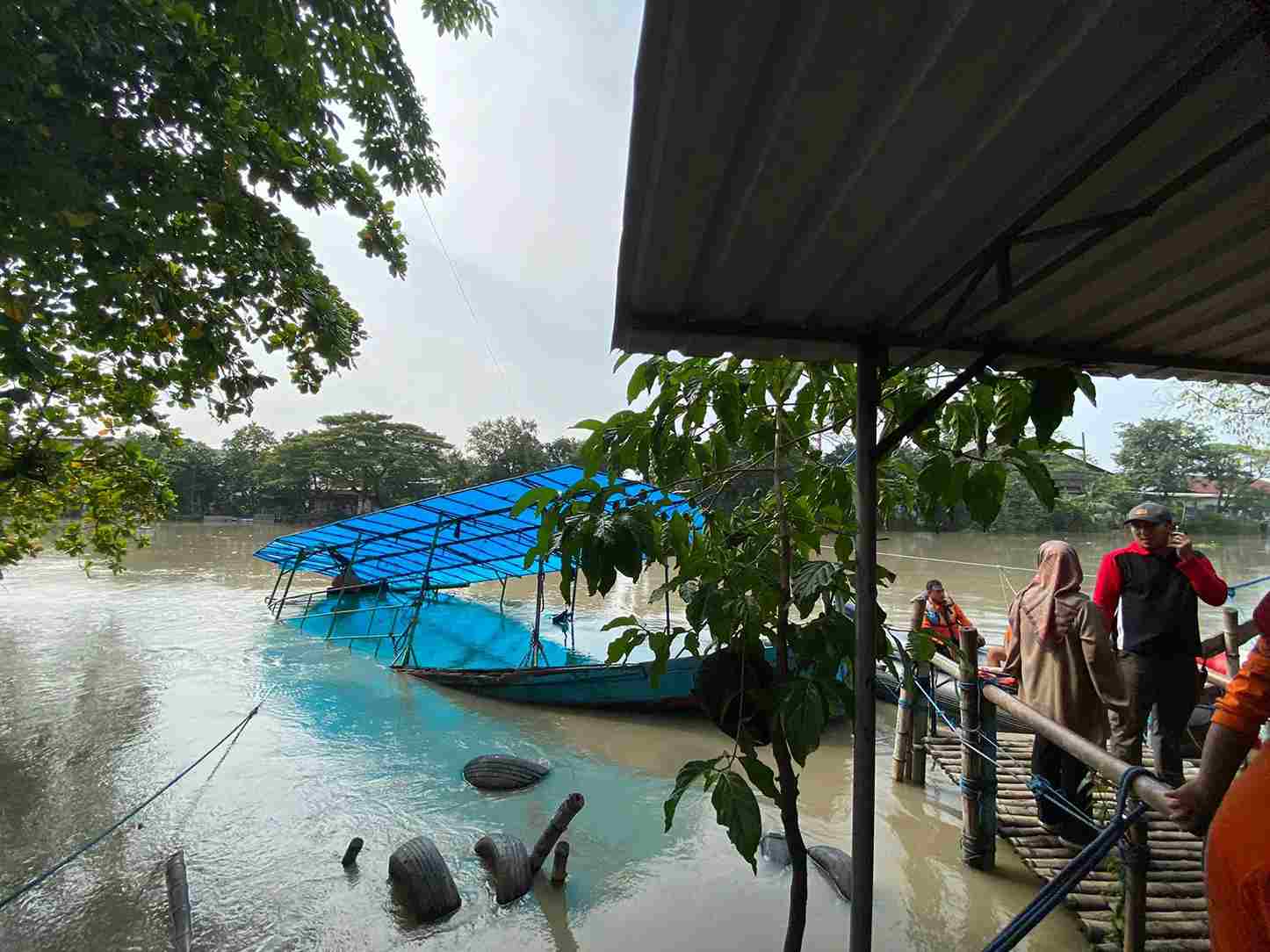 perahu-tambang