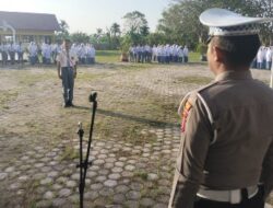 Edukasi Dampak Kenakalan Remaja Pada Siswa, Personel Polantas Lhokseumawe Jadi Pembina Upacara SMAN 7