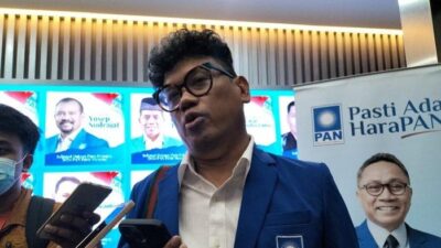 surya utama atau uya kuya di kantor dpp pan warung buncit raya
