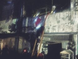 Satu Unit Ruko di Jalan Kartini Terbakar