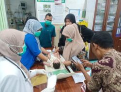 Warga Temukan Bayi Dalam Kardus di Jembatan Pango