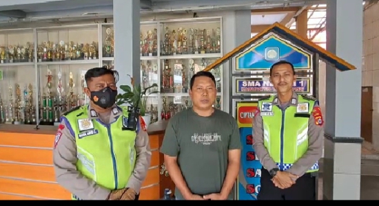 Pemudik Apresiasi Jajaran Polda Banten Atur Lalu Lintas Saat Lebaran 1 Screenshot 20230501 144638 1