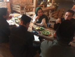 PMII Cianjur Puji Blusukan Teh Camel