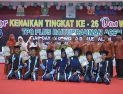 Kepala Dinas Syariat Islam Aceh Hadiri Wisuda 106 Santri TPQ Plus Baiturrahman