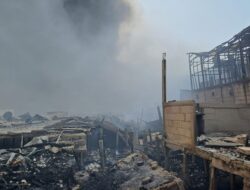 Kebakaran Hanguskan Pemukiman di Jakarta Utara