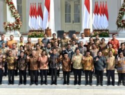 Hari Ini Jokowi Reshuffle Kabinet Baru, Posisi Apa Saja Akan Dilantik?