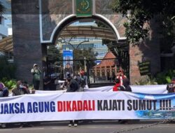 Kejagung Diultimatum Usut Dugaan Keterlibatan Rapidin Simbolon Terkait Dana Covid19
