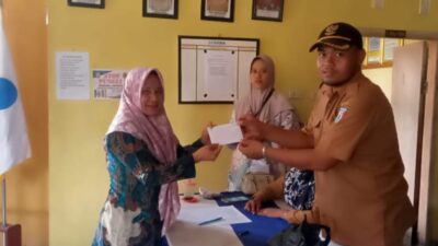 Puluhan Kader Posyandu di Pekon Sukoharjo III Barat Terima Insentif