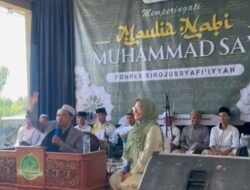 Camellia Peringati Maulid Nabi di Ponpes dan Masjid Jawa Barat