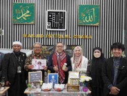 Kunjungan Menteri Perdagangan ke Bazar Produk Halal di Osaka, Jepang
