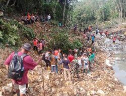 Korban Tanah Longsor Dolog Simarsolpah Belum Ditemukan, Pencarian Terus Dilakukan