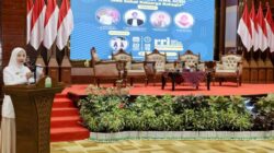 Ketua TP-PKK Aceh Buka Talk Show Hari Ibu 7 Ayu Marzuki