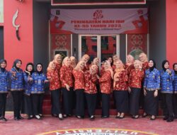 ASN Wanita Lapas Narkotika Gunung Sindur Jadi Petugas Upacara Hari Ibu ke 95