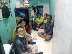 Kuli Bangunan dan Pedagang Ketoprak Mohon ke Kapolsek Tebet Lepaskan Anak Mereka