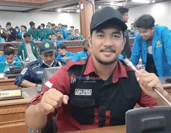 Jangan Pilih Kandidat Luar Pulau, Agus Muliadi: 10 Tahun Perwakilan Simeulue Kosong di DPRA 1 agus-muliadi-demo-dpra