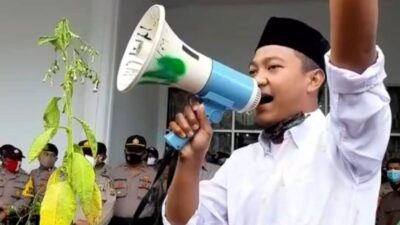Aktivis Muda Bener Meriah, Riga Wantona, mendesak aparat penegak hukum untuk segera mengusut tuntas adanya temuan galian C ilegal, Kamis (14/3/2024). (Foto: infopublik.id)