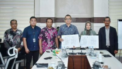 PLN UP3 Banda Aceh menandatangani MoU dengan Pemko Sabang yang bertujuan untuk mempercepat penambahan PAD Kota Sabang, Jumat (1/3/2024). (Foto: Info Publik)