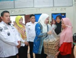 Wakil Ketua TP-PKK Kabupaten Lampung Utara Adakan Kegiatan Bakti Sosial