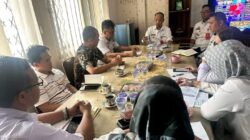 Asisten ll Bidang Ekonomi Dan Pembangunan Kabupaten Lampung Utara menggelar rapat koordinasi pada Kamis (29/2/2024). (Foto: Harian Daerah/Hendri)