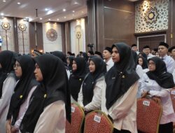 Pj Gubernur Serahkan SK dan Lantik 2.156 PPPK dan 69 PNS Fungsional